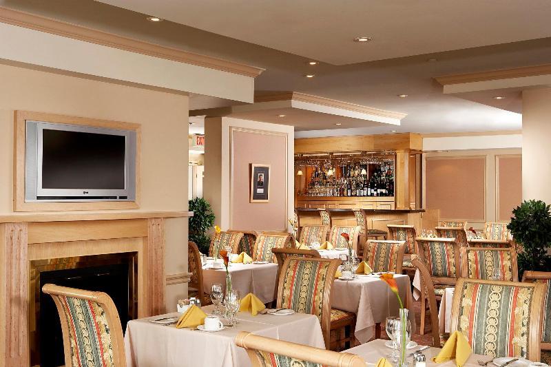 Four Points By Sheraton Toronto Lakeshore Restaurante foto
